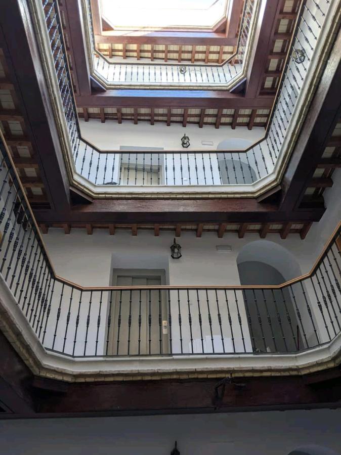 Lindo Piso En El Centro Historico De Cadiz Apartment Exterior photo